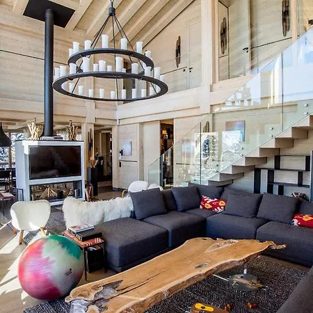 Chalet 14 Bedrooms In Crans Montana